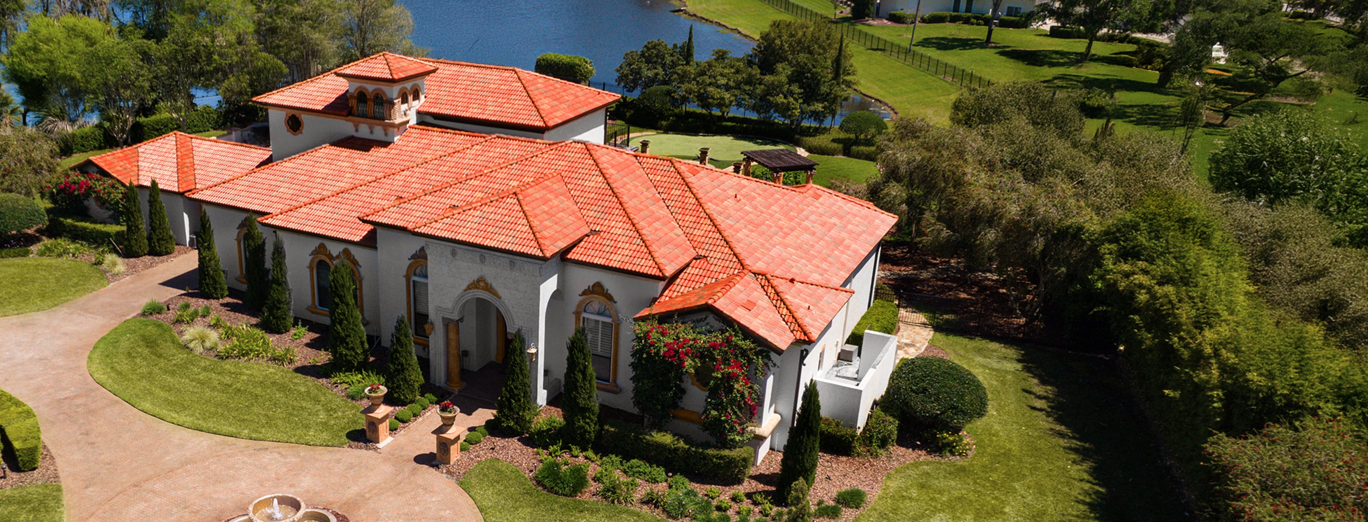 Brava Cedar Shake roof on a stately home